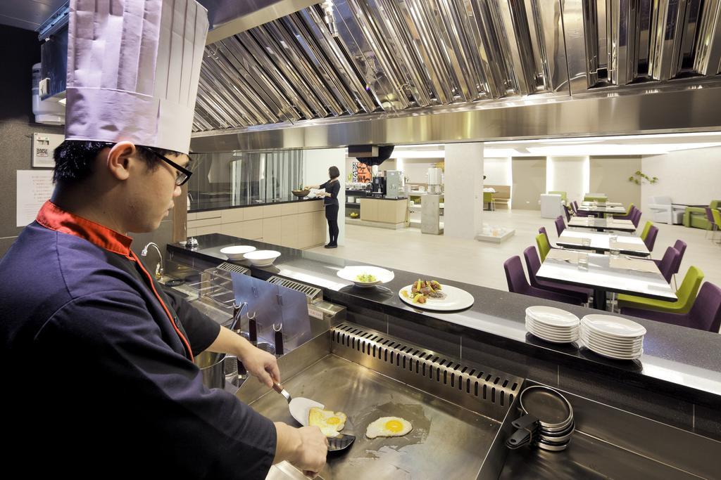 Hotelday Đài Trung Ngoại thất bức ảnh