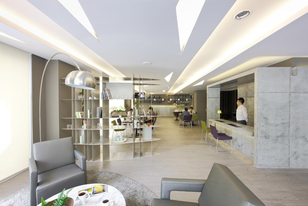 Hotelday Đài Trung Ngoại thất bức ảnh