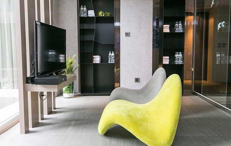 Hotelday Đài Trung Ngoại thất bức ảnh