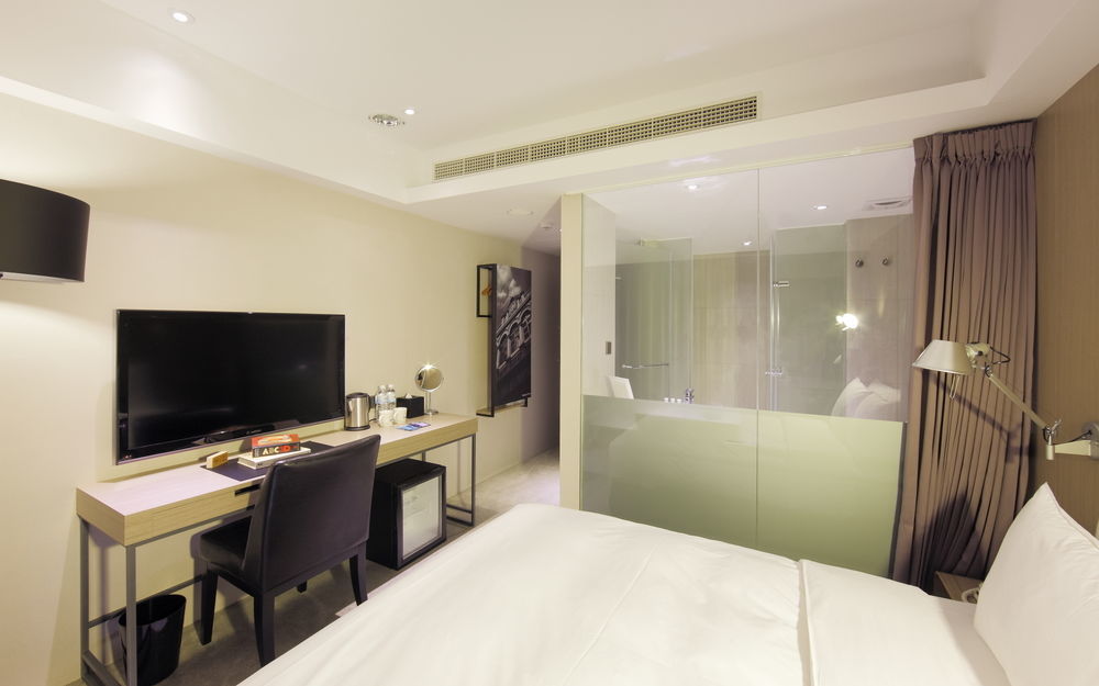 Hotelday Đài Trung Ngoại thất bức ảnh