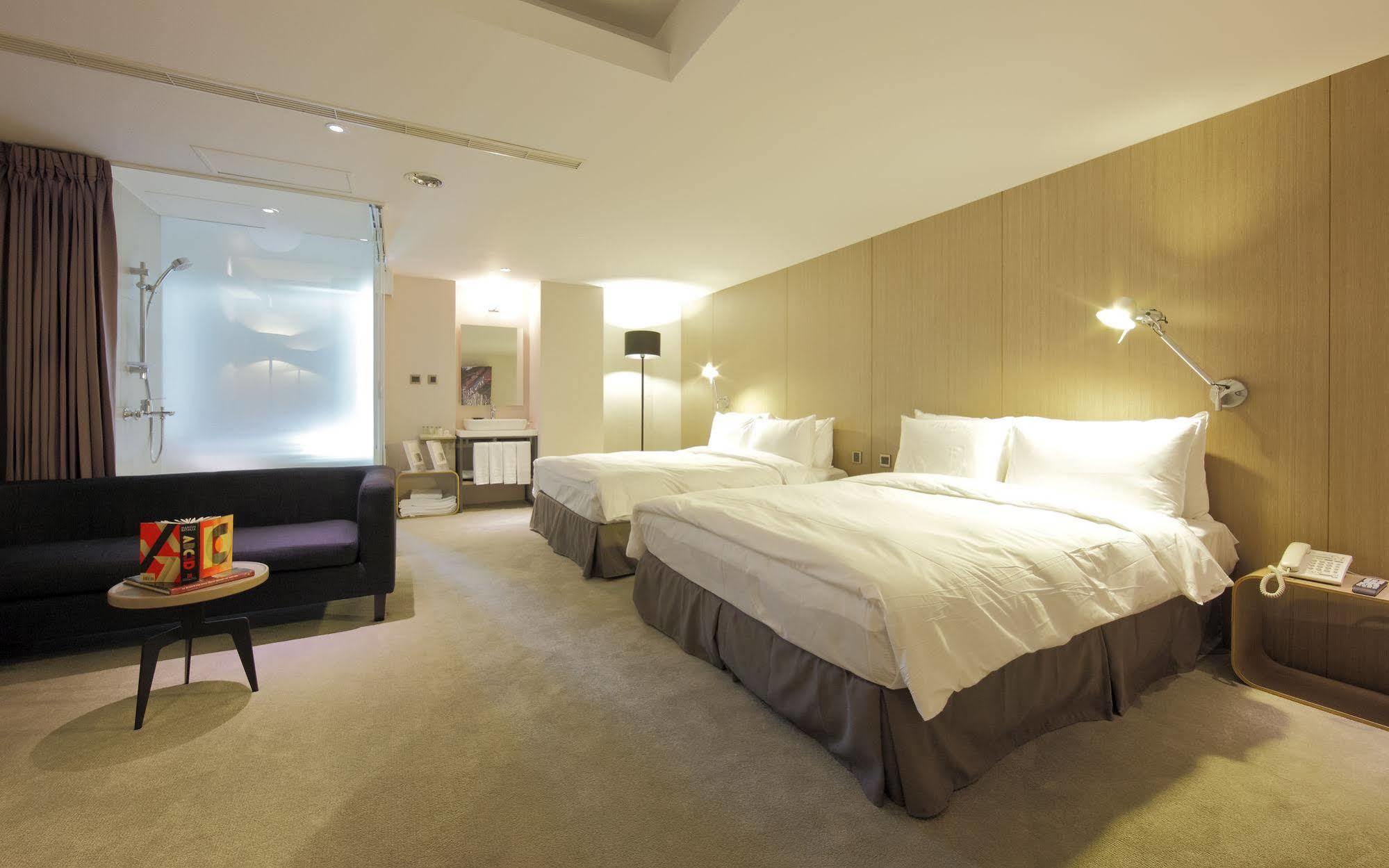 Hotelday Đài Trung Ngoại thất bức ảnh