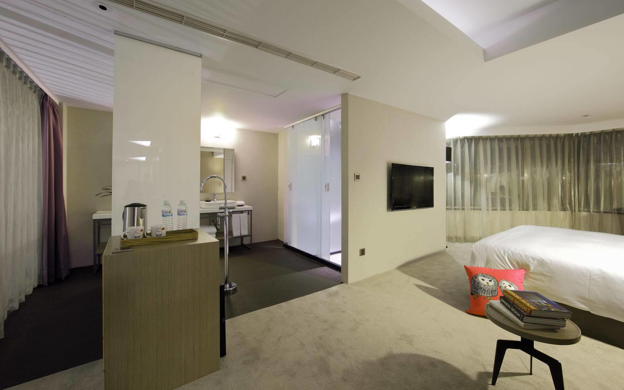 Hotelday Đài Trung Ngoại thất bức ảnh