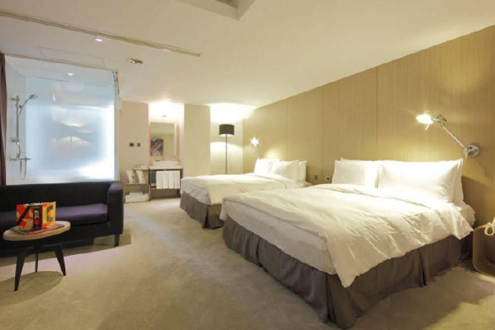 Hotelday Đài Trung Ngoại thất bức ảnh